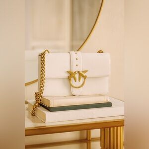 Pinko Love Birds Icon Bag White Leather Gold Hardware Luxury Clutch Designer